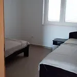 Apartman In Near White Mountains *