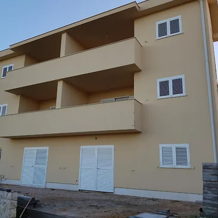 In Near White Mountains